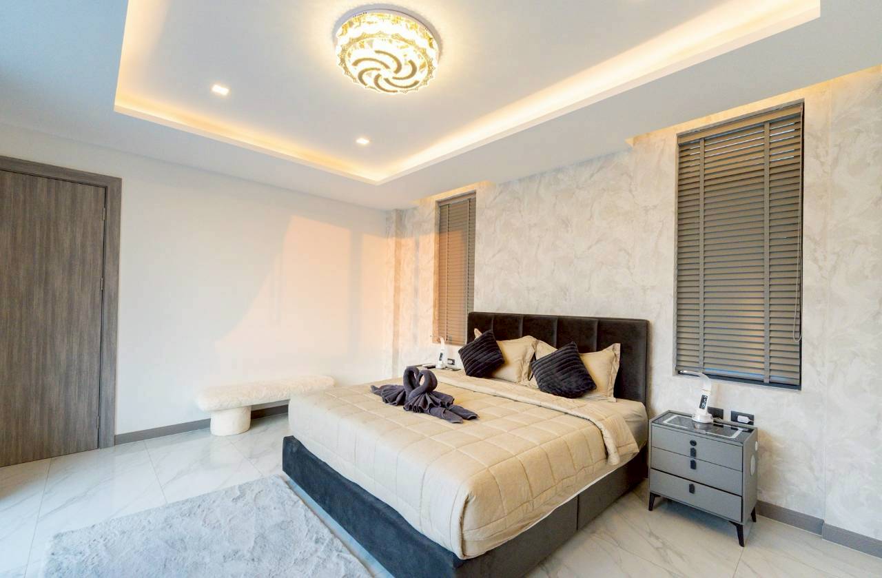 รูป วิลล่าหรู 3 ห้องนอนพร้อมสระว่ายน้ำให้เช่า – ชากนอก พัทยาตะวันออก - รูปที่ 13/19