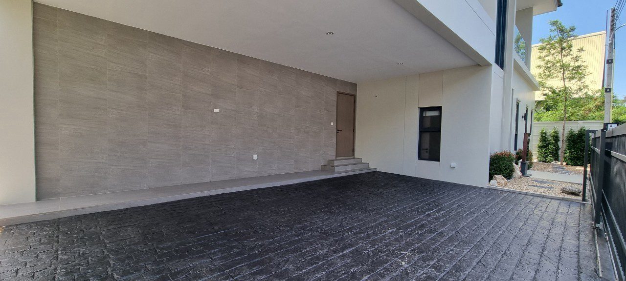 รูป วิลลาหรู 4 ห้องนอนสำหรับขาย - รูปที่ 23/23