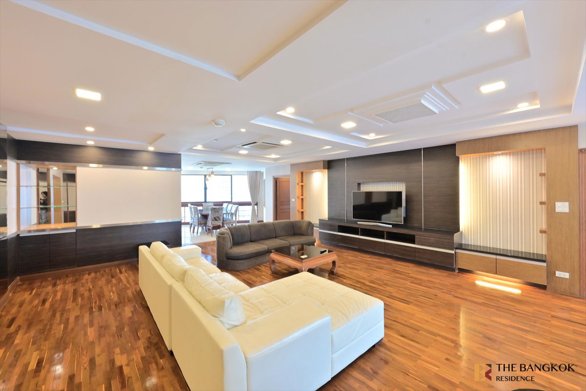 picture ⚡Urgent! Spacious & Beautiful Unit at President Park Sukhumvit 24 Near Bts Phrom Phong - 8/18