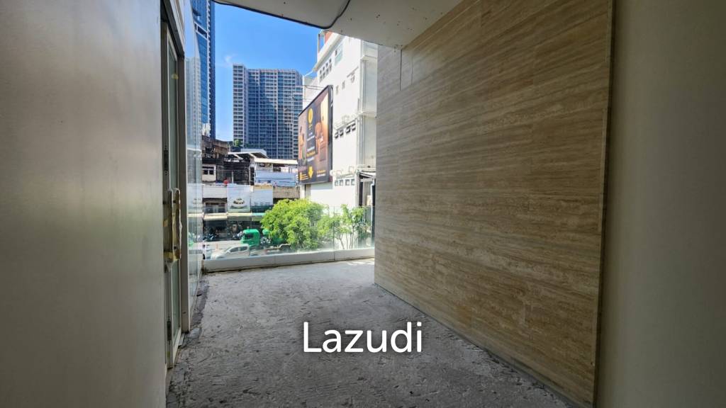 รูป Retail Space at The Strand Thonglor Bangkok - รูปที่ 8/12