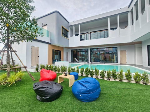 วิลล่าหรูให้เช่า – ห้วยใหญ่ พัทยา