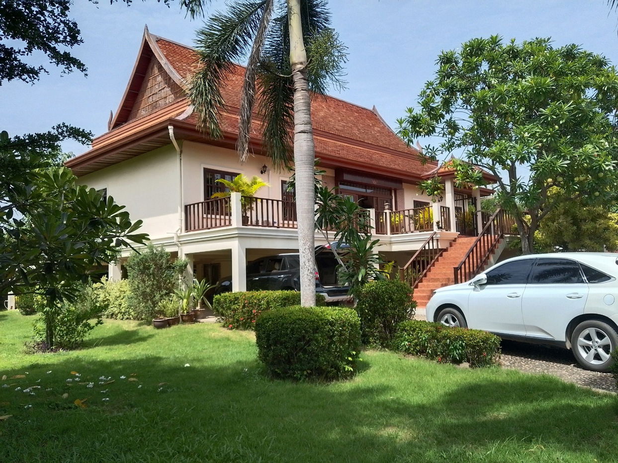 รูป ขายวิลล่าวิวสระว่ายน้ำ – ห้วยใหญ่ พัทยา - รูปที่ 1/17