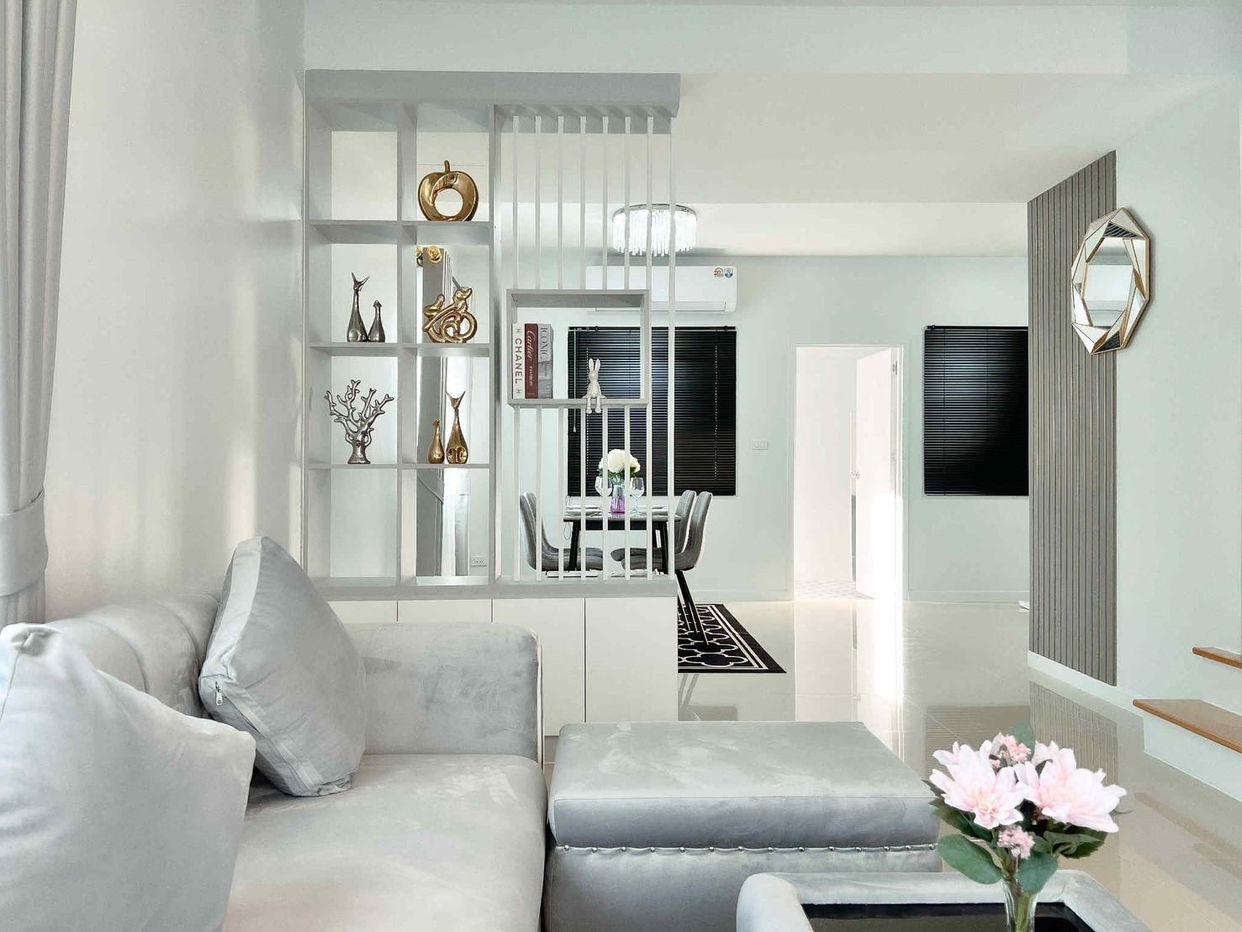 รูป ทาวน์เฮาส์ 2 ชั้น 3 ห้องนอน สำหรับขายในแหลมฉบัง - รูปที่ 6/18