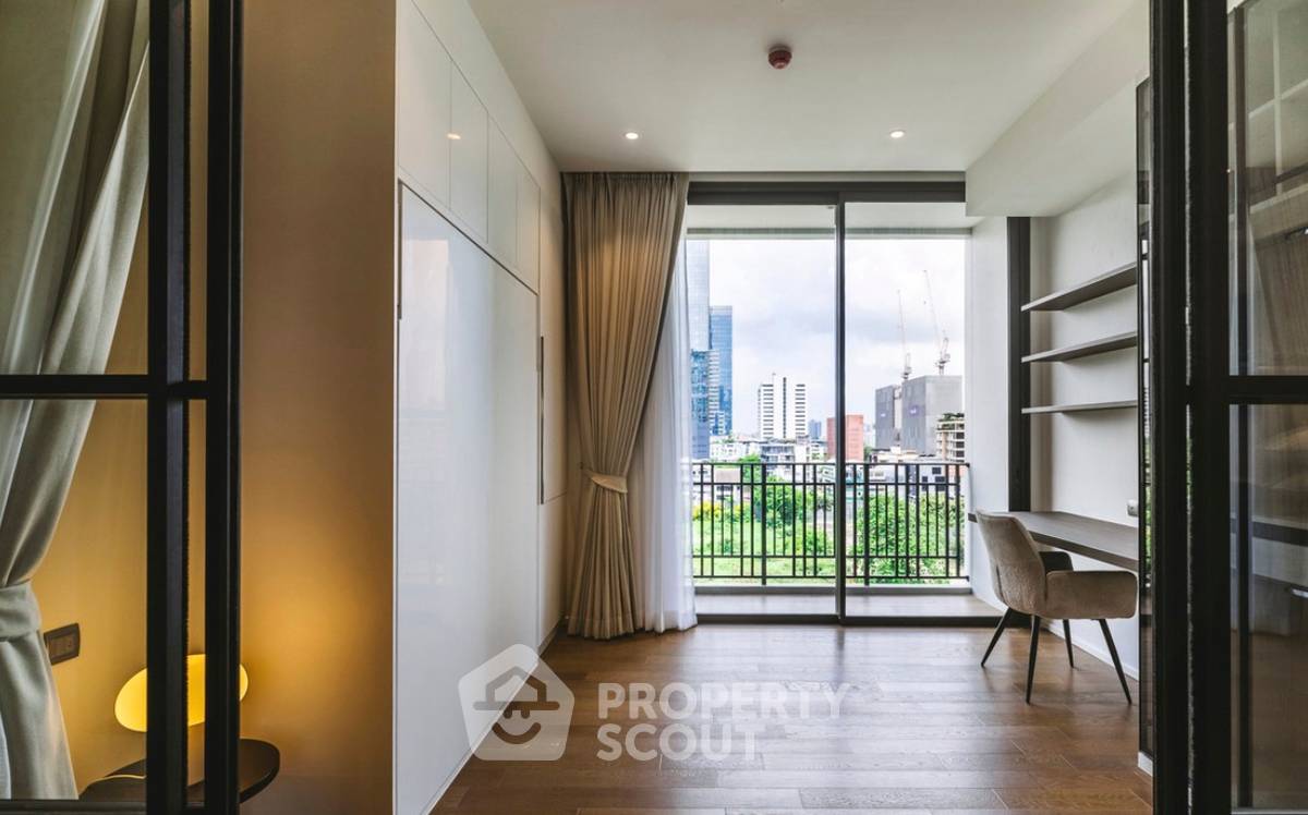 picture 2-BR Condo at Muniq Langsuan near BTS Ratchadamri (ID 2462367) - 3/8