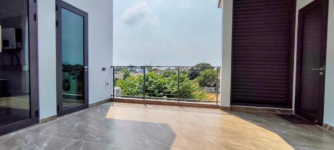 รูป ขายพูลวิลล่า 4 ห้องนอน สไตล์โมเดิร์น ในห้วยใหญ่ - รูปที่ 19/25