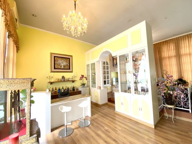 4-bed townhouse for sale, 300 sqm, 33 sq wah, Baan Klang Krung Sathorn-Narathiwas