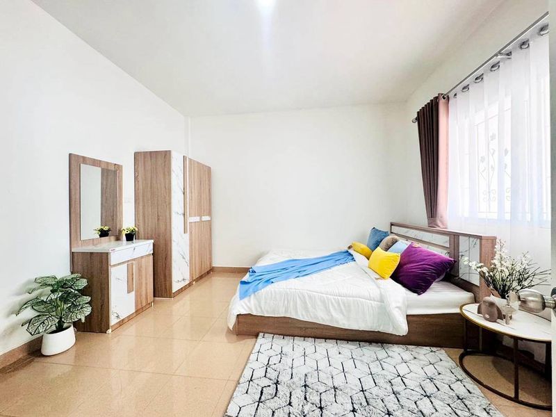 รูป บ้านเดี่ยวสไตล์โมเดิร์น 2 ห้องนอน ให้เช่า ที่เขาน้อย พัทยา - รูปที่ 9/10