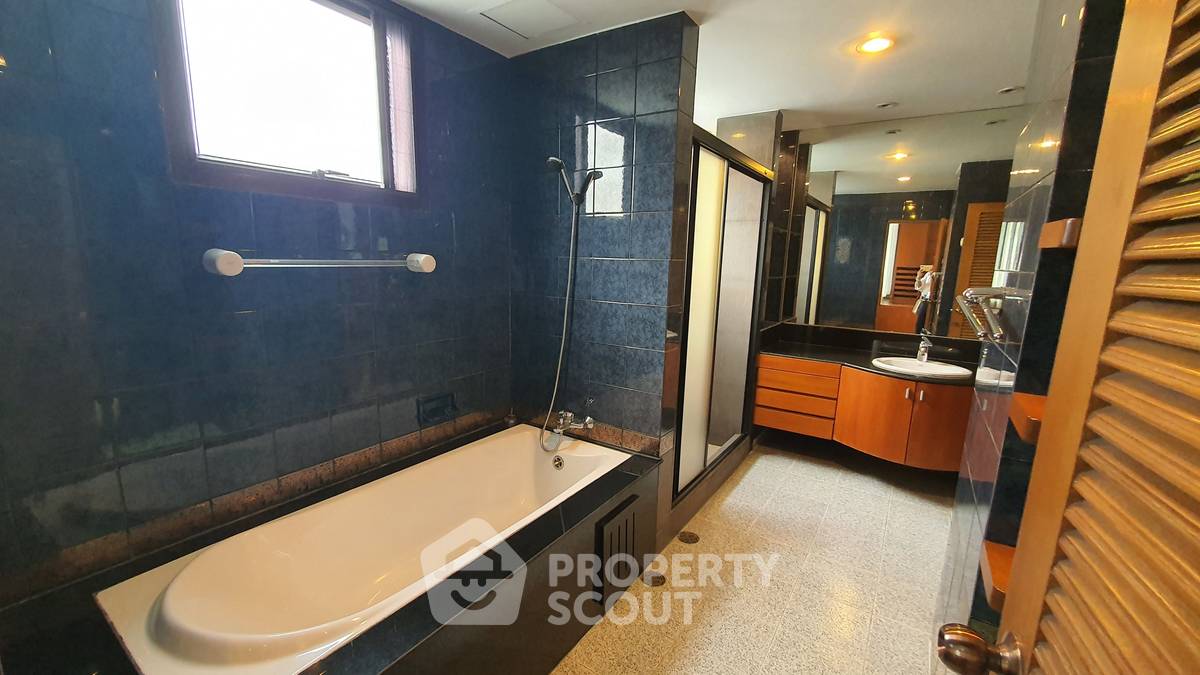 รูป คอนโด 3-ห้องนอน ที่ เดอะ ฮาบิแทต สุขุมวิท 53 คอนโดมิเนียม ใกล้ BTS ทองหล่อ (ID 824503) - รูปที่ 21/26