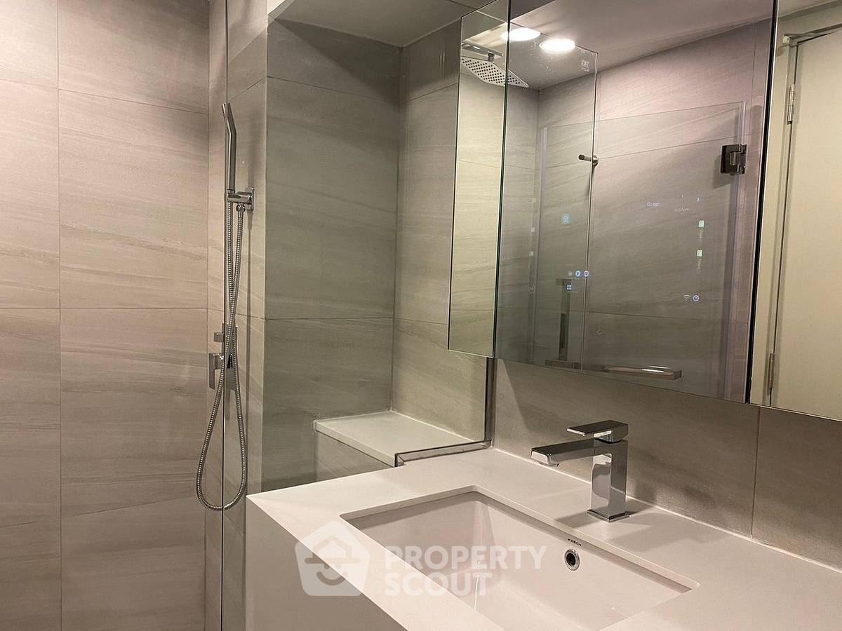 picture 1-BR Condo at Park Origin Chula-Samyan near MRT Hua Lamphong (ID 1296545) - 10/19