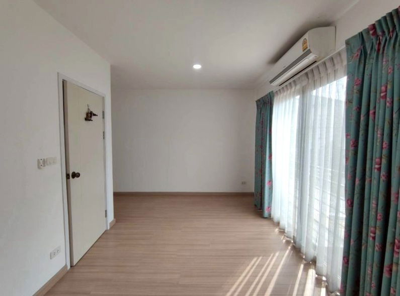 รูป 🔥 ถูกสุดในโครงการ! ทาวน์โฮม 3 ชั้น J Grand สาทร–กัลปพฤกษ์ เงียบสงบ เป็นส่วนตัว - รูปที่ 5/13