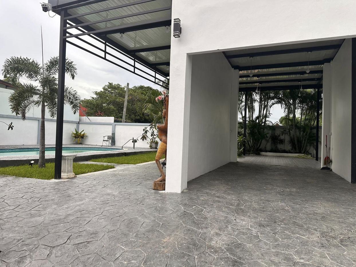 รูป ขายพูลวิลล่าสุดหรู 2 ห้องนอนในห้วยใหญ่ - รูปที่ 3/12