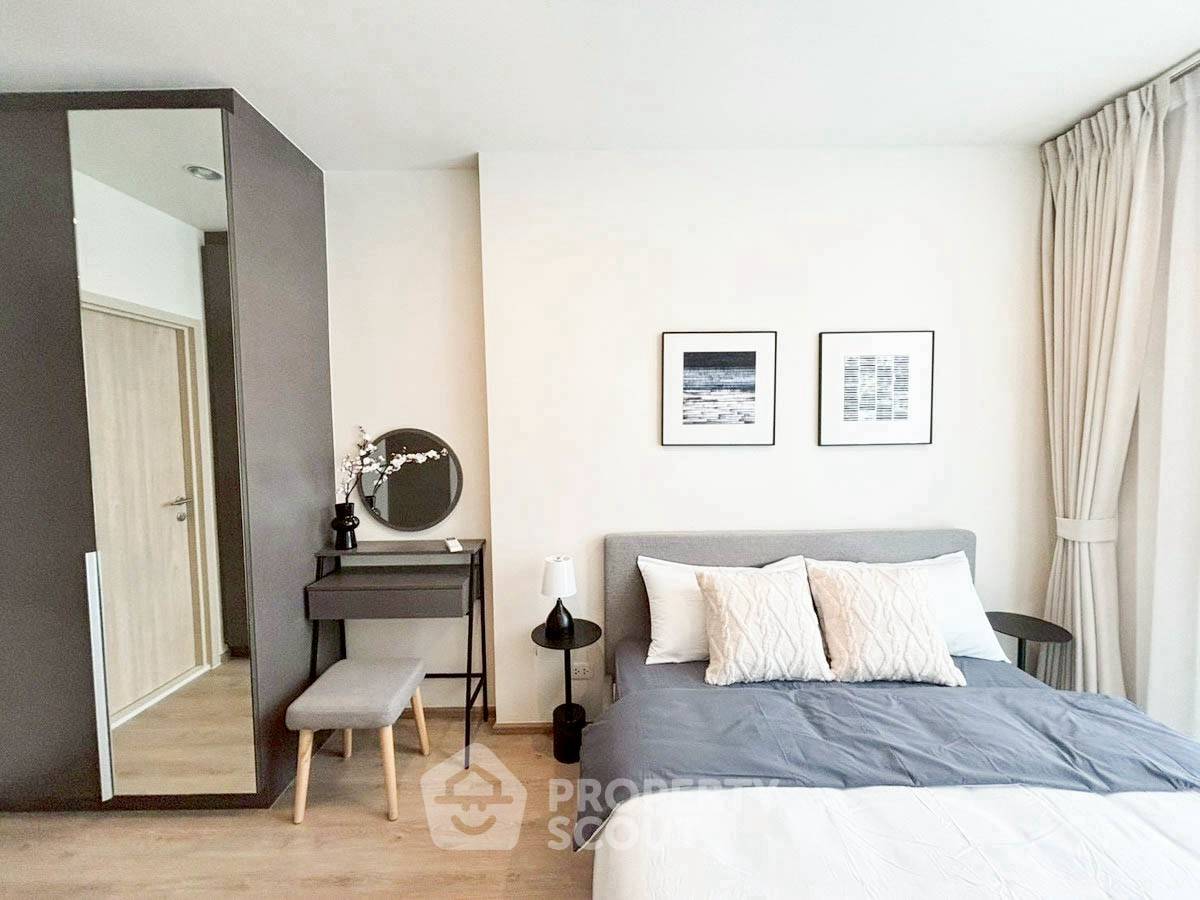 picture 1-BR Condo at Nue District R9 near MRT Phra Ram 9 (ID 2459963) - 2/12