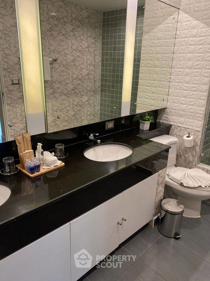 picture 3-BR Condo at Benviar Tonson Residence near BTS Ratchadamri (ID 568421) - 8/17