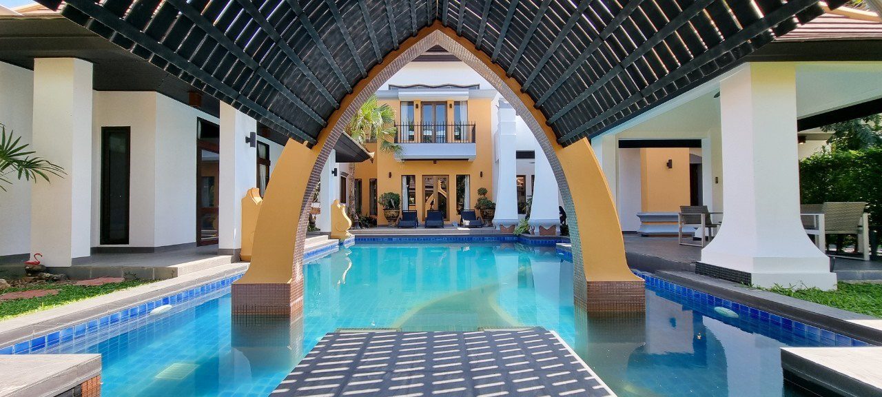 picture 6 Bedrooms Pool Villa in East Pattaya for Sale - 24/24