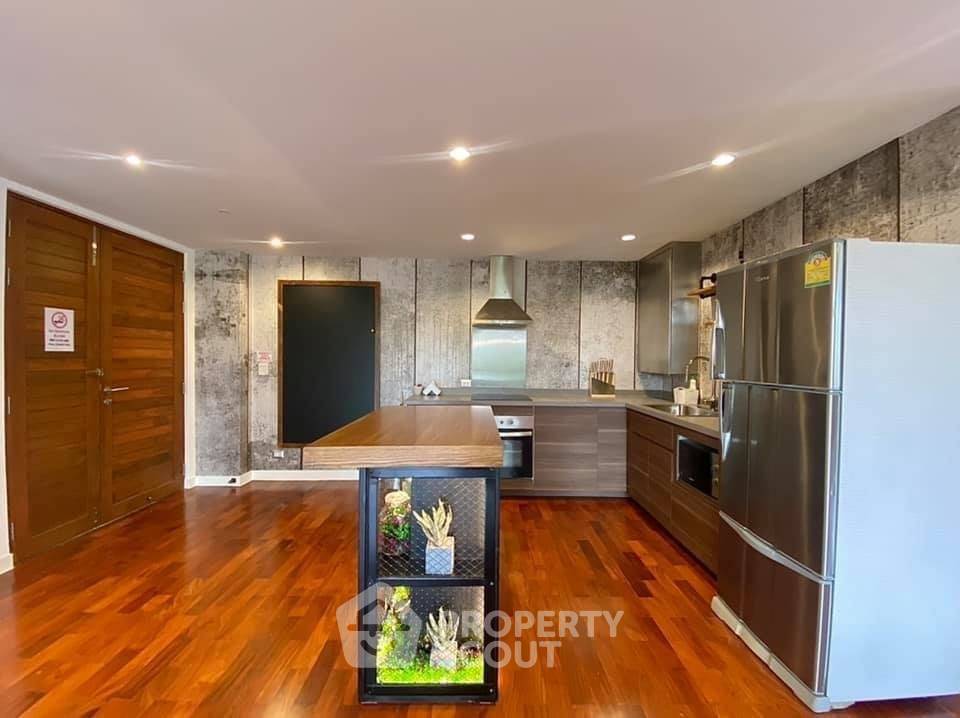 picture 3-BR Condo at Benviar Tonson Residence near BTS Ratchadamri (ID 514101) - 5/8