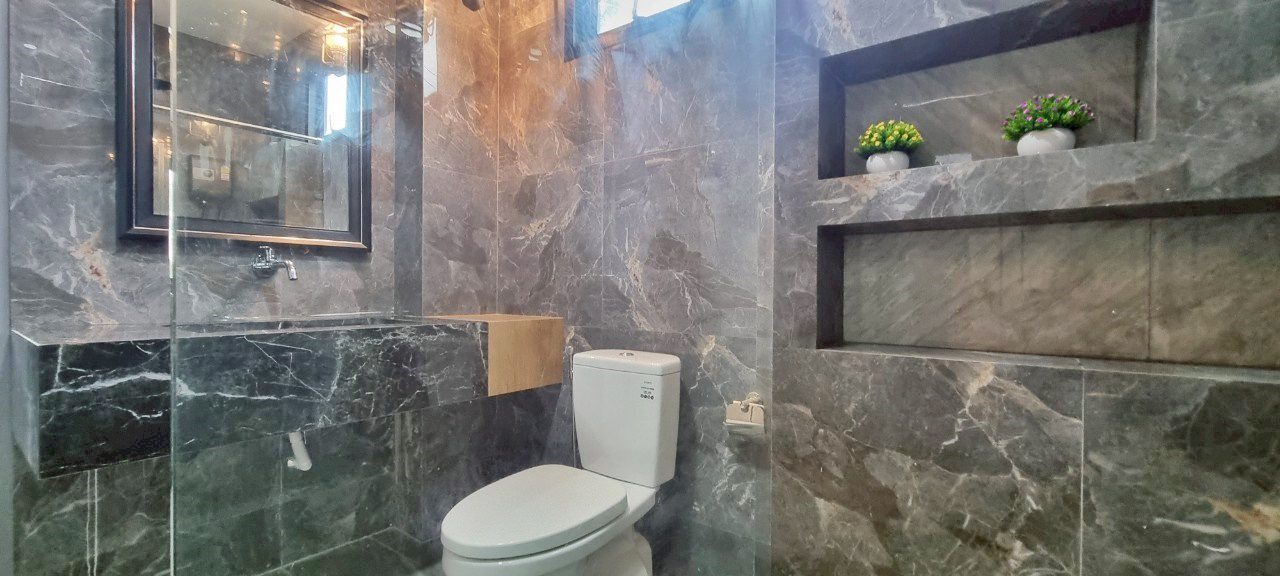 picture 6 Bedrooms House for Sale in Mabprachan - 24/25