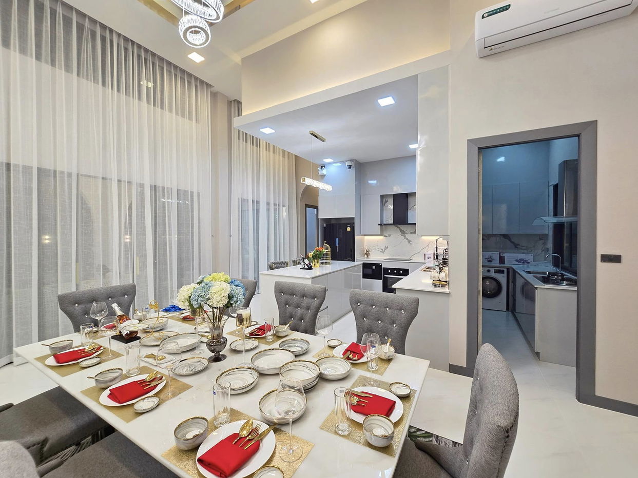 รูป ขายพูลวิลล่าทันสมัย ​​4 ห้องนอน ในพัทยาตะวันออก - รูปที่ 7/23