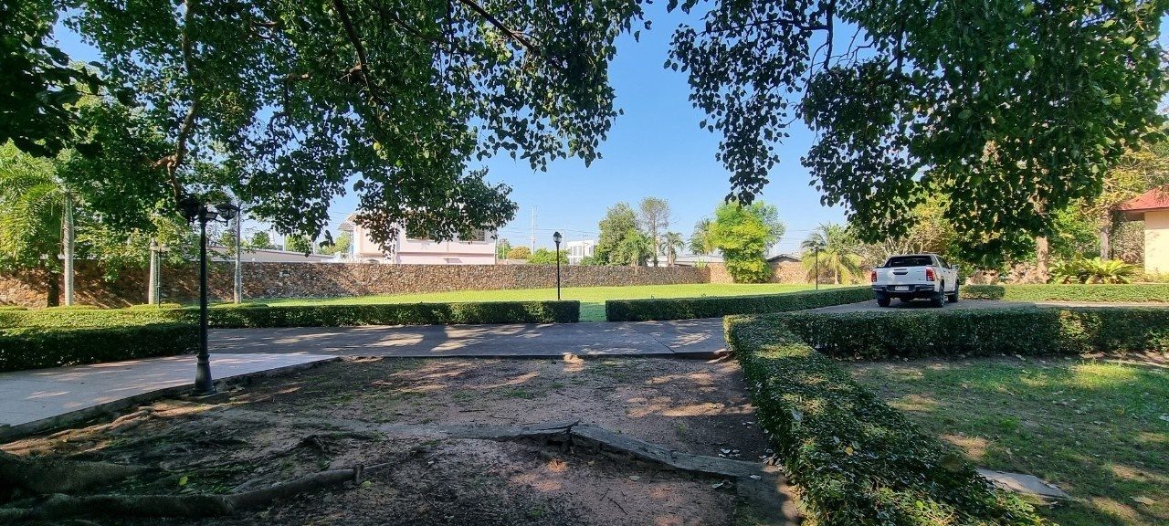 picture Land and House for Sale in Mabprachan - 6/16