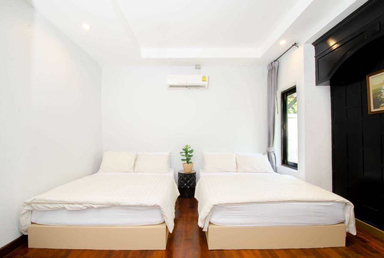 picture 3 Bedrooms Pool Villa in Mabprachan for Sale - 10/11