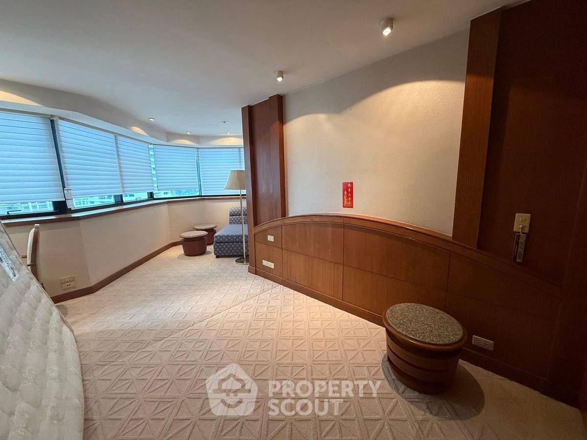 รูป คอนโด 3-ห้องนอน ที่ เพรสซิเดนท์ ปาร์ค คอนโดมิเนี่ยม ใกล้ MRT ศูนย์การประชุมแห่งชาติสิริกิติ์ (ID 2463131) - รูปที่ 7/13