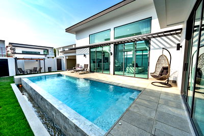 เช่าบ้านเดี่ยว บางละมุง ชลบุรี : วิลล่าหรู 3 ห้องนอนพร้อมสระว่ายน้ำให้เช่า – ชากนอก