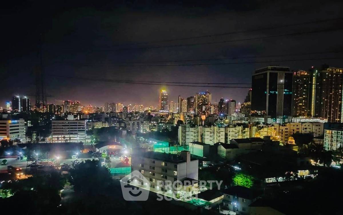 picture 2-BR Condo at Ratchada Orchid near MRT Sutthisan (ID 2462173) - 10/12