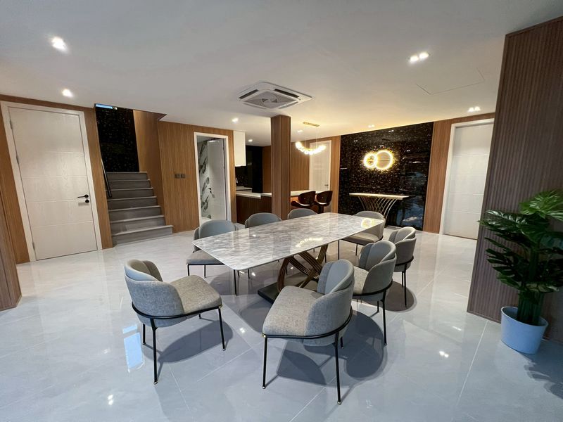 รูป ขายวิลล่าหรูพร้อมสระว่ายน้ำในพัทยา - รูปที่ 7/10