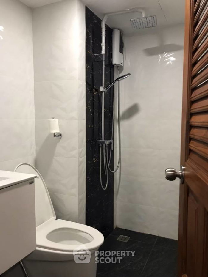 รูป คอนโด สตูดิโอ ที่ ไอทีเอฟ - สีลมพาเลส ใกล้ BTS ช่องนนทรี (ID 509193) - รูปที่ 6/6