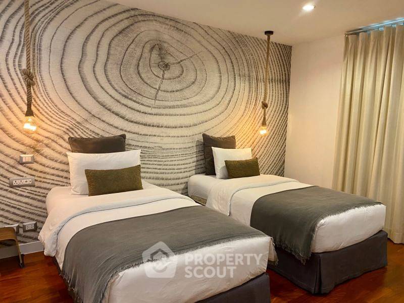 picture 3-BR Condo at Benviar Tonson Residence near BTS Ratchadamri (ID 568423) - 15/16