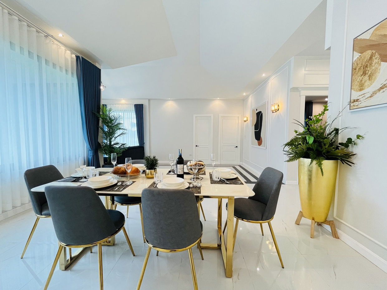 picture Nibbana Shade 4 Bedrooms for Sale - 6/13