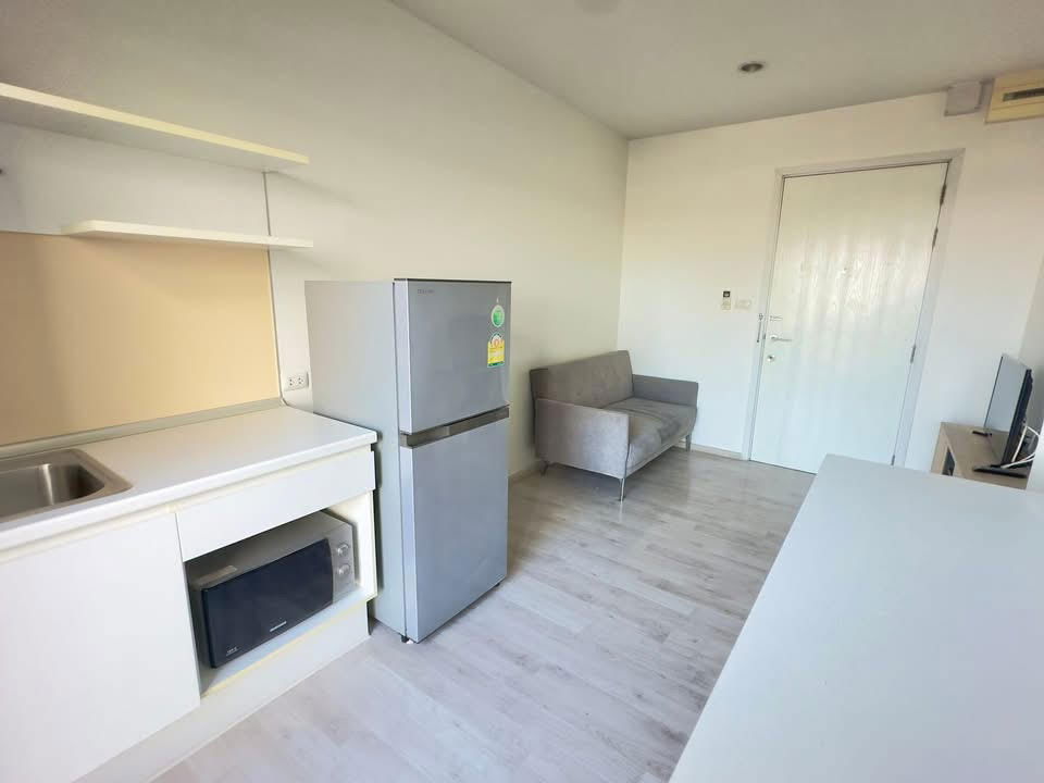 picture code : E65 Plum Condo Central Station Phase 1 - 1/6