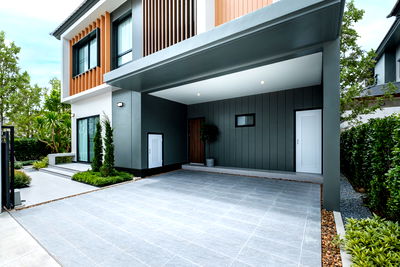 บ้านเดี่ยว นิคมปิ่นทอง : ขายบ้าน 4 ห้องนอนในศรีราชา