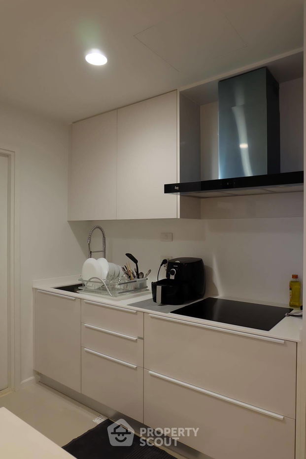 picture 1-BR Condo at Silom Suite Condominium near BTS Saint Louis (ID 648759) - 2/18