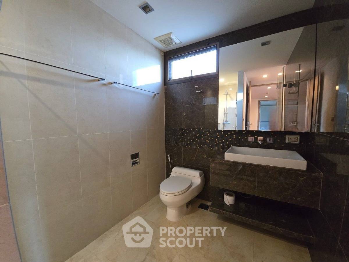 picture 2-BR Condo at The Address Sukhumvit 61 near BTS Ekkamai (ID 560957) - 5/5