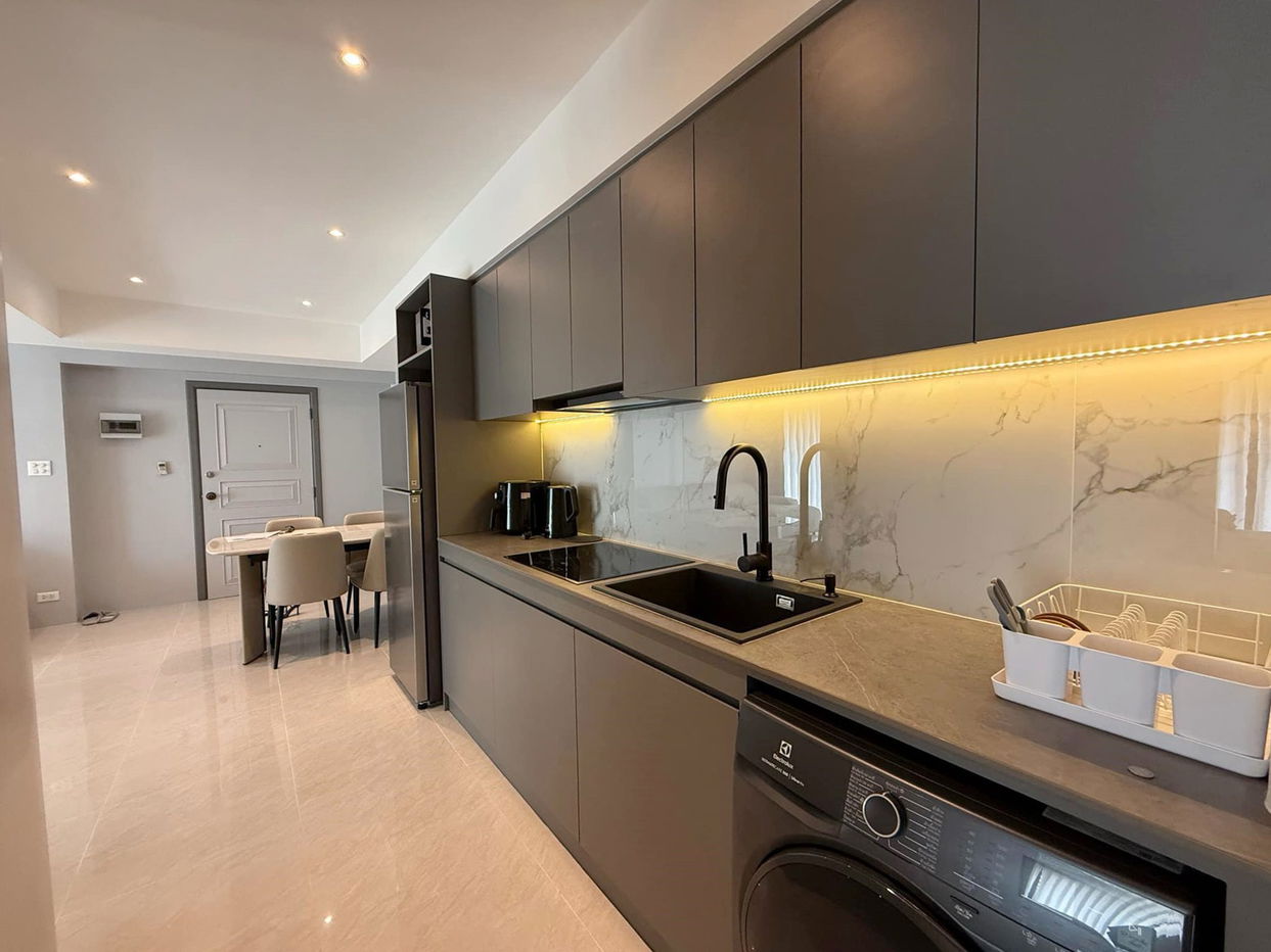 picture Chateau Dale Condominium for Sale - 5/8