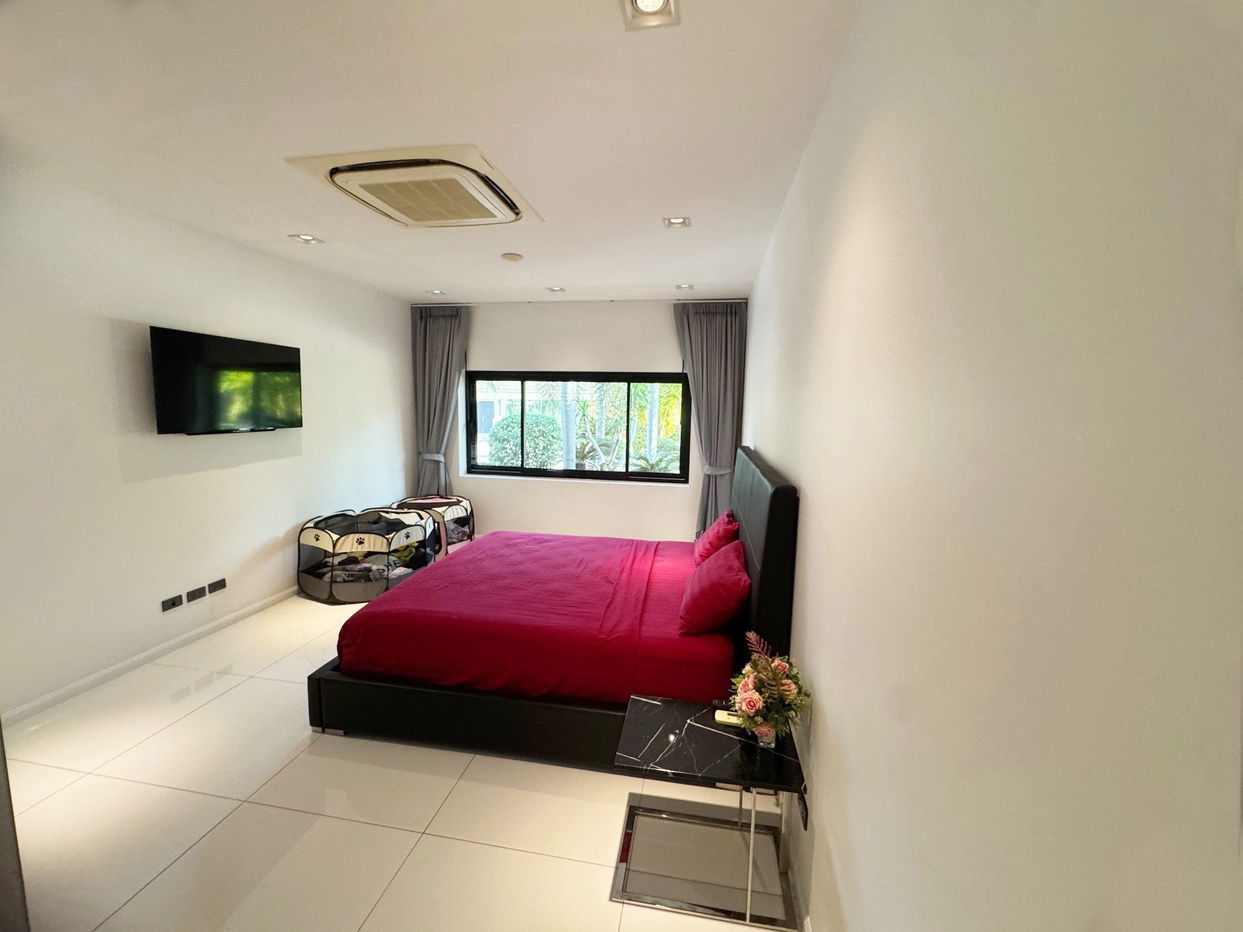 picture 6 Bedrooms Pool Villa in Jomtien for Sale - 5/16