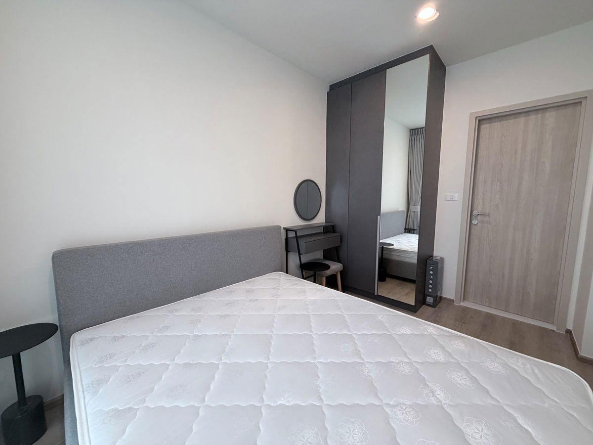 picture For Rent " 𝐍𝐮𝐞 𝐃𝐢𝐬𝐭𝐫𝐢𝐜𝐭 𝐑𝟗 " 1 Bedroom 1 Bathroom , Size 26 Sq.m. Near : GTower , MRT-Rama9 - 2/19