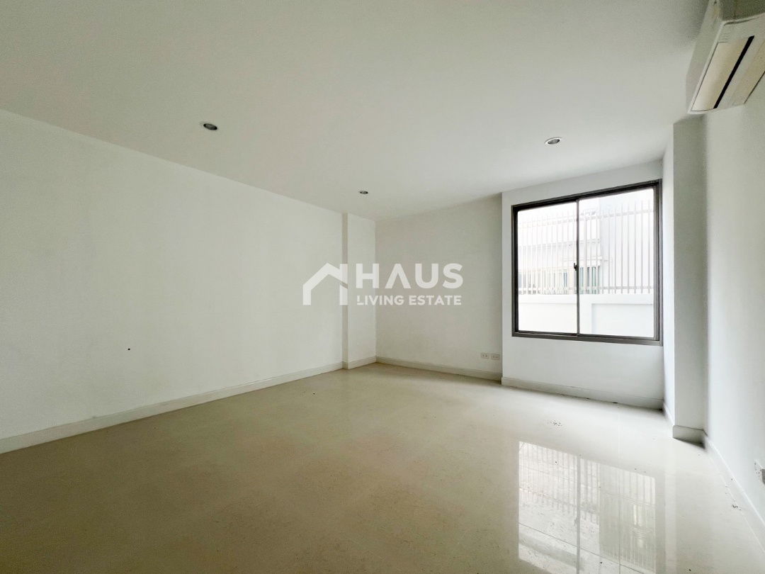 picture Nirvana Beyond Rama 2 / 4 Bedrooms #HRM2014 - 17/19