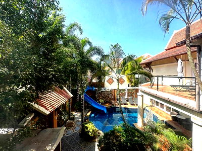 Houses for sale Wat Phra Yai : Luxury Pool Villa for Sale – South Pattaya