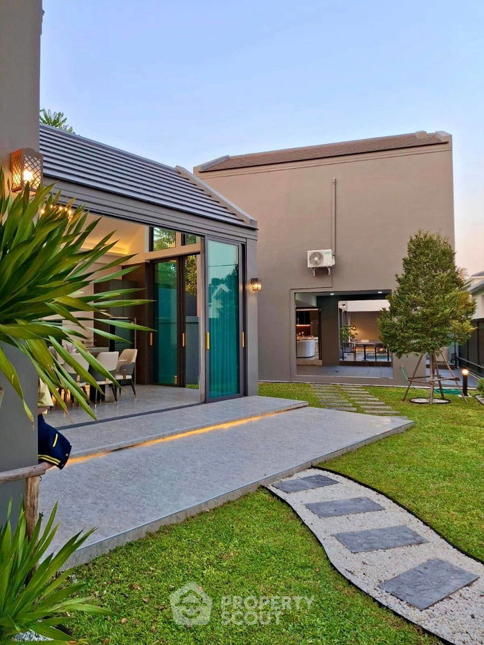 รูป วิลล่า 4-ห้องนอน ใกล้ อ่างเก็บน้ำมาบประชัน (ID 2462837) - รูปที่ 17/37