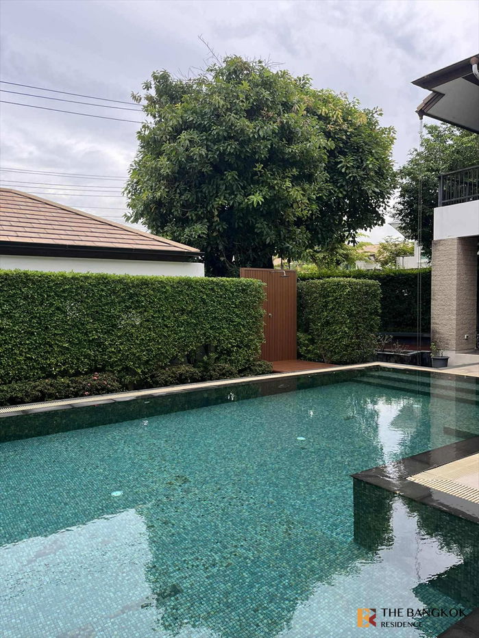 picture Private Nirvana Ladprao, very good location, opposite The Crystal. - 7/12