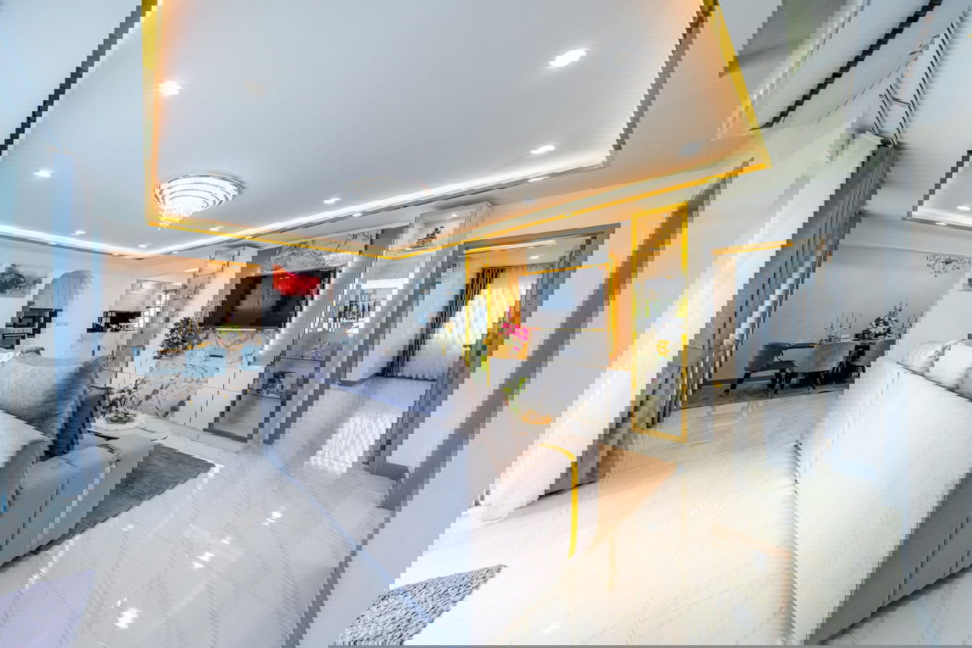 picture Elegant 4-Bedroom Pool Villa for Sale in East Pattaya - 6/19