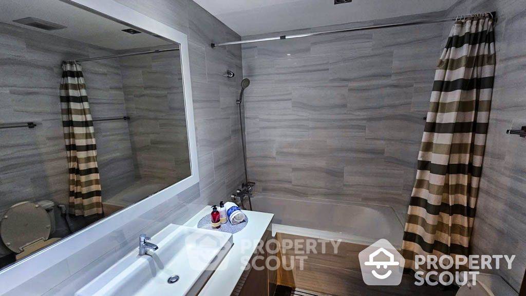 picture 2-BR Condo at Baan Suanpetch Condominium near BTS Phrom Phong (ID 2108267) - 15/15