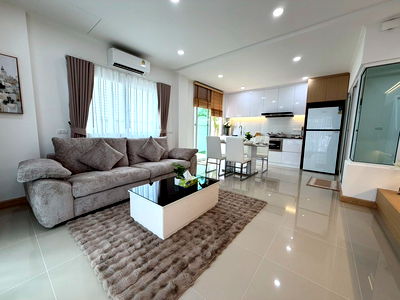 บ้านเดี่ยว หนองปรือ ชลบุรี : ขายบ้านเดี่ยวสองชั้นบรรยากาศอบอุ่นในทุ่งกลม-ตาลหมัน