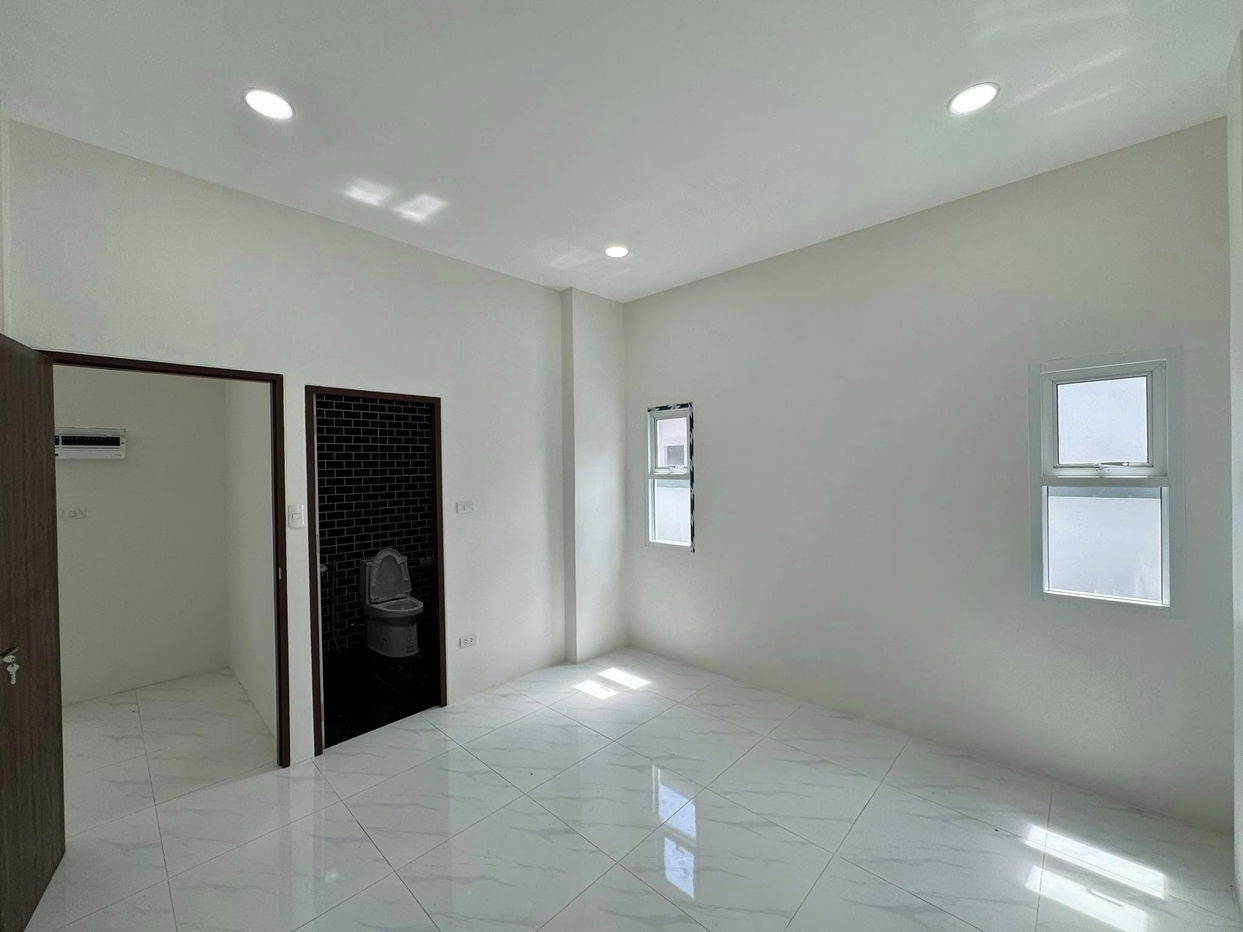 รูป ขายบ้าน 3 ห้องนอนในมาบประชัน - รูปที่ 8/10