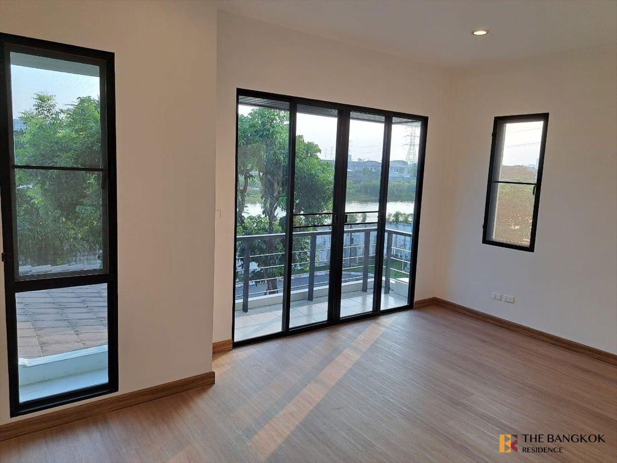 รูป สะดวกสบายพร้อมเข้าอยู่ เลค วิว ปาร์ค วงแหวน-บางนา - รูปที่ 6/10