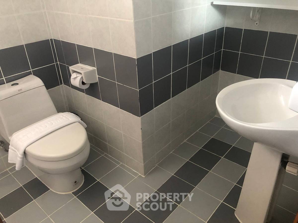 รูป คอนโด 2-ห้องนอน ที่ ยูไนเต็ด ทาวเวอร์ ใกล้ BTS ทองหล่อ (ID 2009622) - รูปที่ 22/25