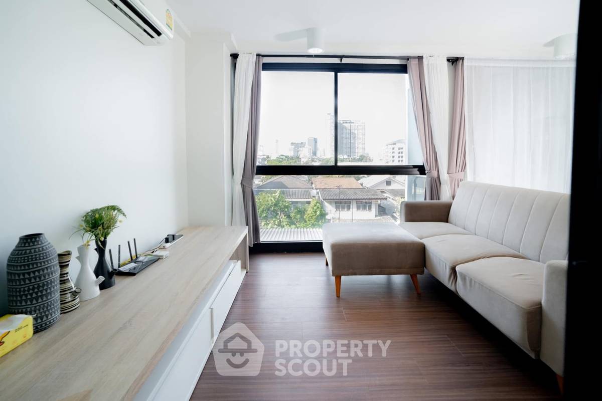 picture 2-BR Condo at Chateau In Town Ratchada 20 near MRT Sutthisan (ID 1998902) - 8/17