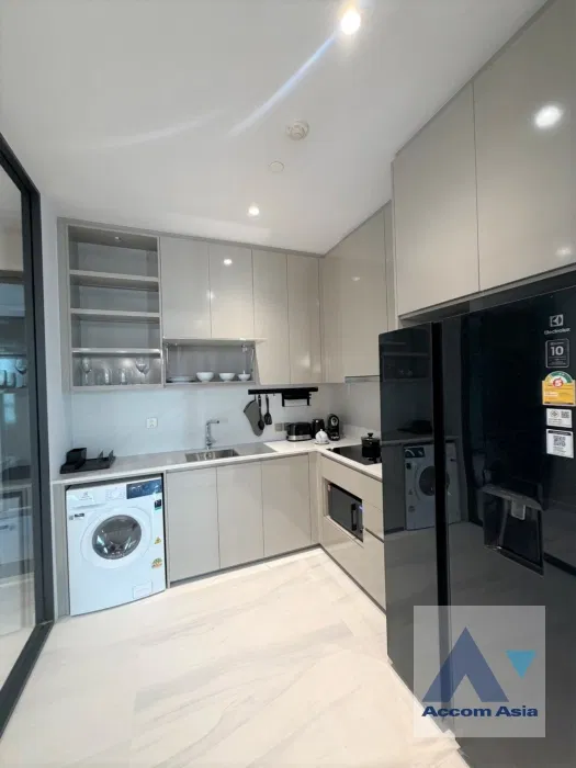 รูป 🔼🔽 AccomA 📩  Elegant condo with soft interior tones in Sathorn area (AA41296) - รูปที่ 3/13