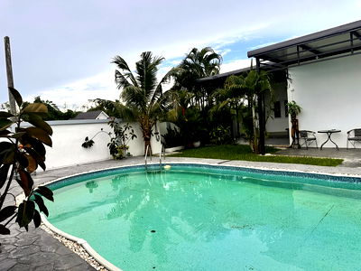 บ้านเดี่ยว ถนนห้วยใหญ่ : ขายพูลวิลล่าสุดหรู 2 ห้องนอนในห้วยใหญ่